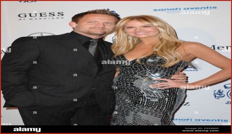 Know the Relationship Status and Net Worth of Nancy O